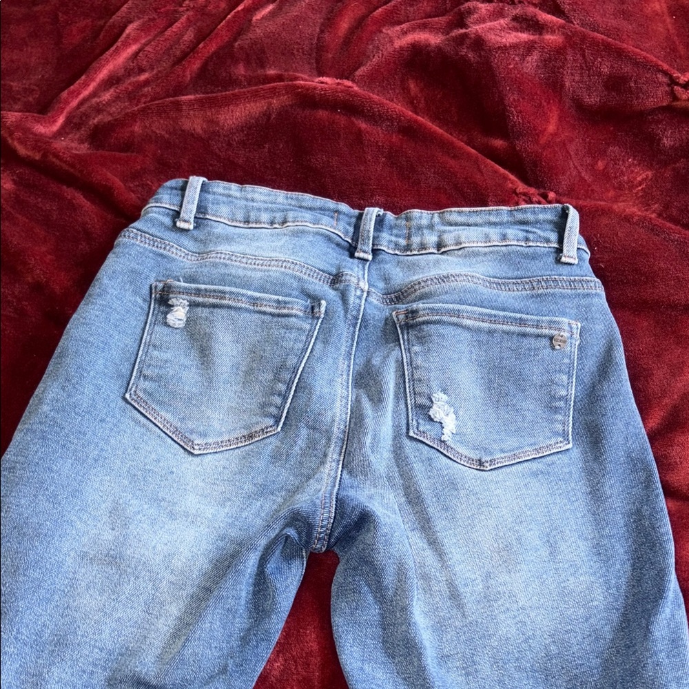 Blue Jeans - Picture 2 of 3